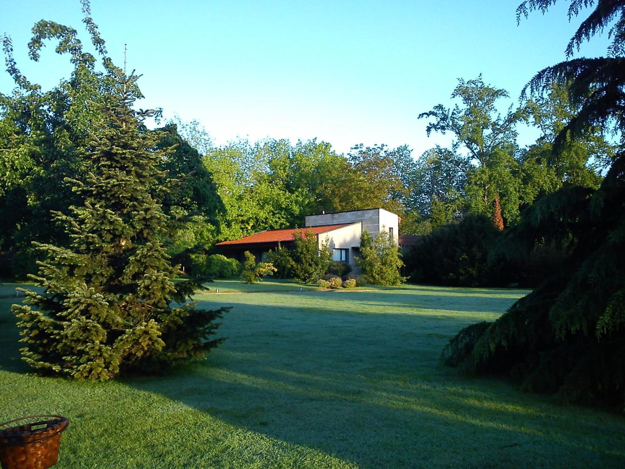 Jardin De Carrejo Hotel Cabezon De La Sal Luaran gambar